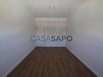 Apartamento T2 para alugar em Almada