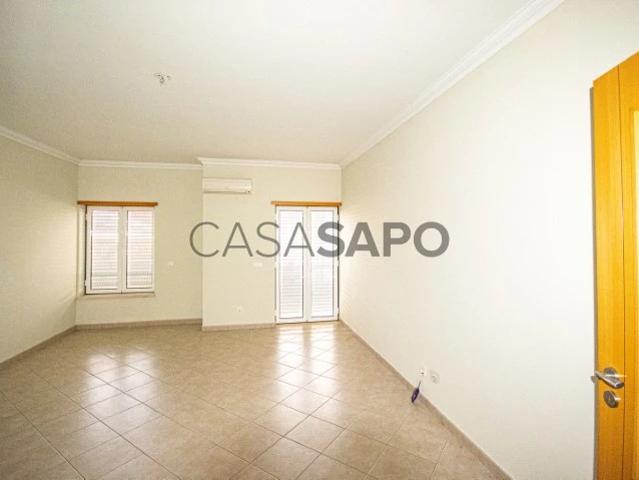 Apartamento T2 para alugar em Almeirim