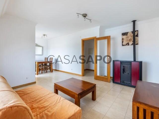 Apartamento T2 para alugar em Alcobaça