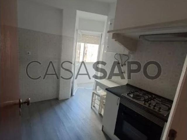 Apartamento T2 para alugar em Loures