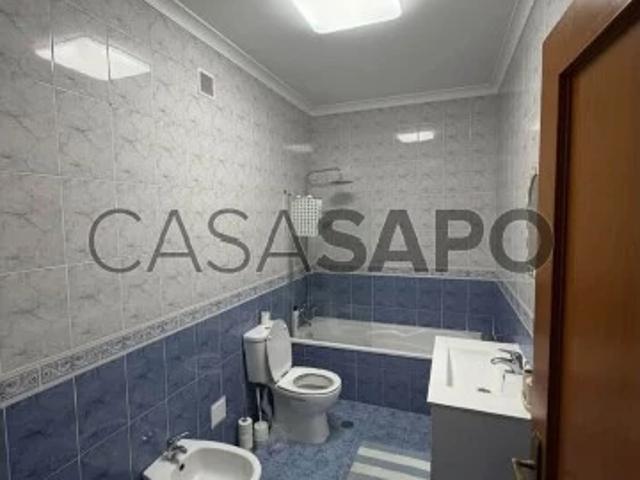 Apartamento T2 para alugar em Loures