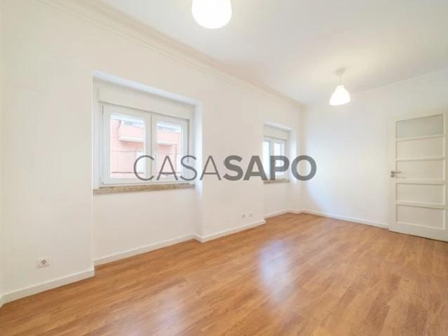 Apartamento T2 para alugar em Loures