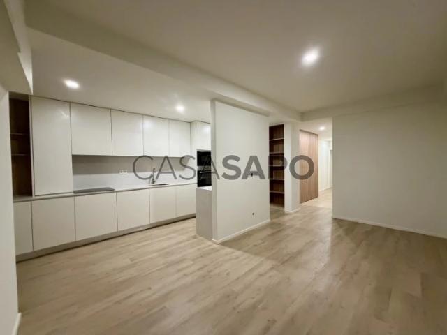 Apartamento T2 para alugar em Loures