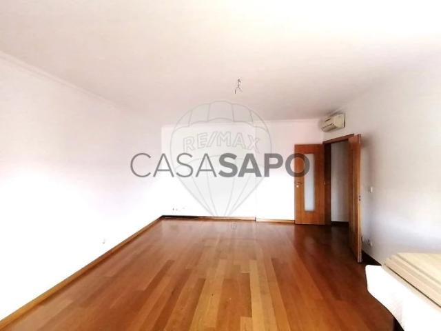 Apartamento T2 para alugar em Odivelas