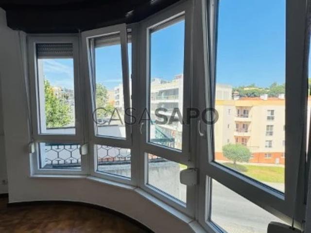 Apartamento T2 para alugar em Sesimbra
