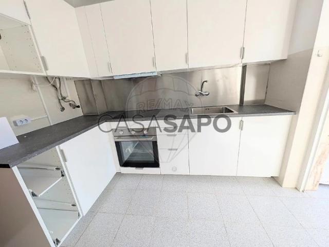 Apartamento T2 para alugar em Sintra