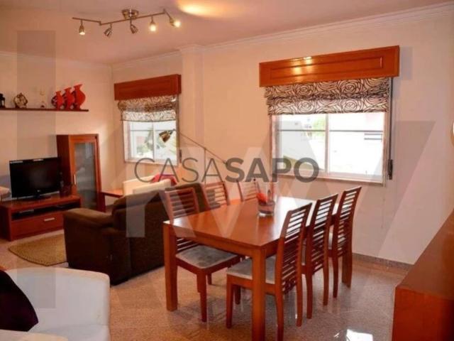 Apartamento T2 para alugar em Sintra