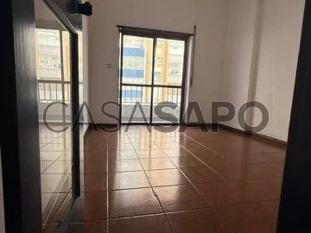 Apartamento T2 para alugar em Sintra