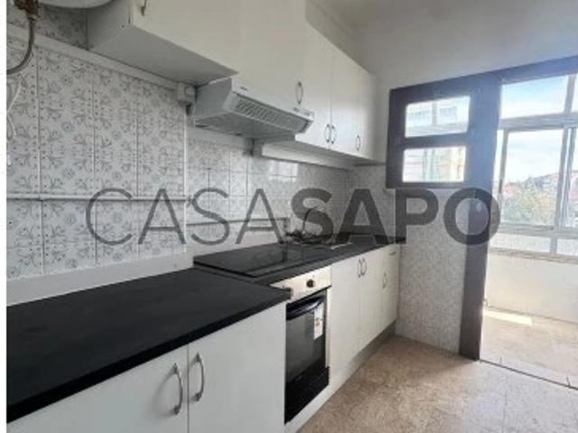 Apartamento T2 para alugar em Sintra