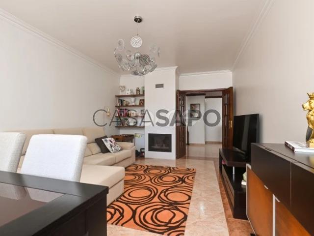 Apartamento T2 para alugar em Sintra
