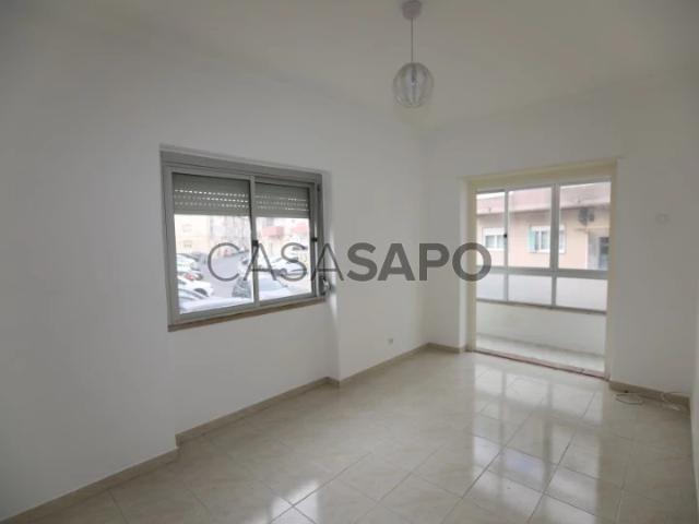 Apartamento T2 para alugar em Sintra