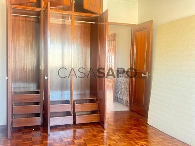 Apartamento T2 para alugar na Amadora