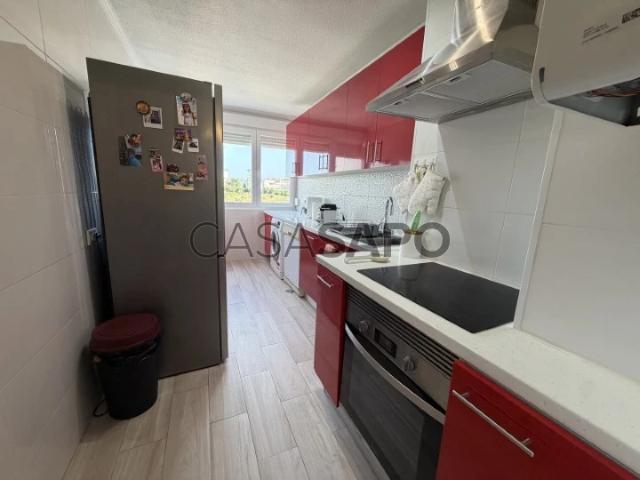 Apartamento T2 para alugar na Amadora