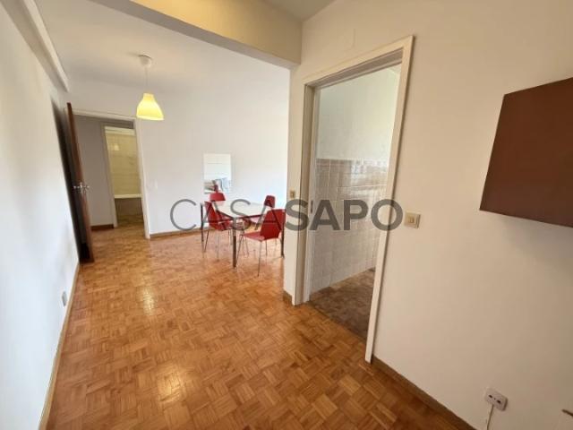 Apartamento T2 para alugar na Amadora