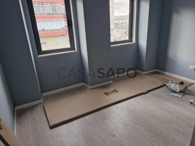 Apartamento T2 para alugar na Amadora