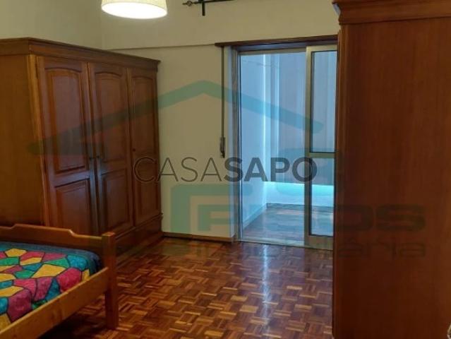 Apartamento T2 para alugar na Amadora