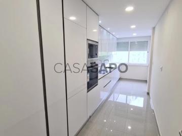 Apartamento T2 para alugar na Amadora