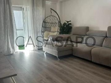 Apartamento T2 para alugar na Amadora