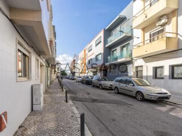 Apartamento T2 para alugar no Barreiro