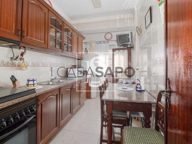 Apartamento T2 para alugar no Barreiro