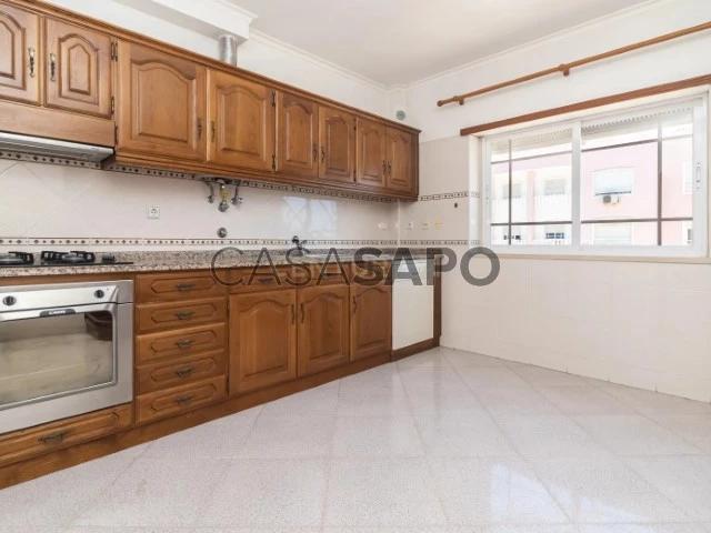 Apartamento T2 para alugar no Seixal