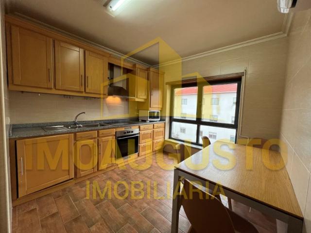 Apartamento T2 para arrendamento