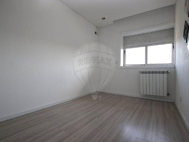 Apartamento T2 para arrendamento
