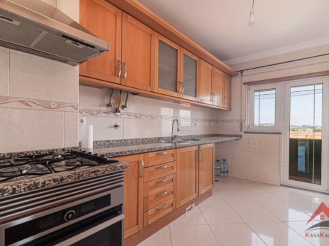 Apartamento T2 para Arrendamento