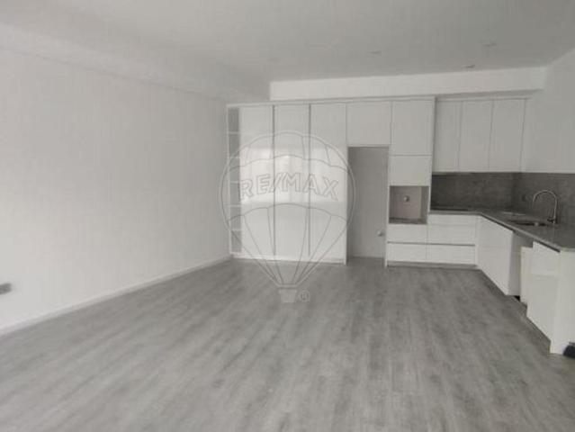 Apartamento T2 para arrendamento