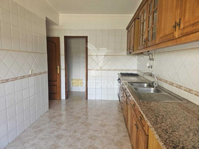 Apartamento t2 para arrendamento