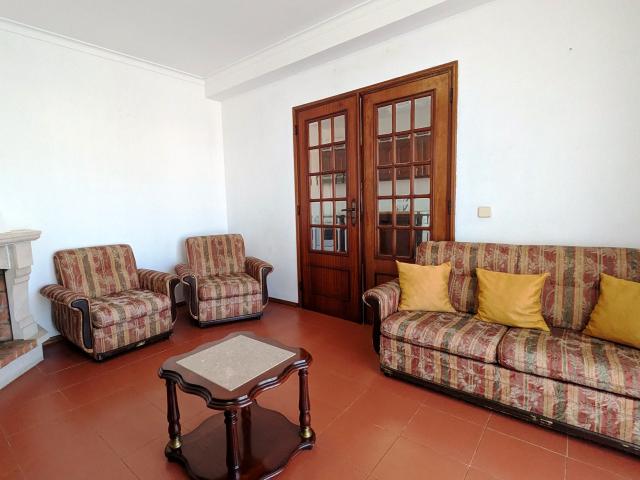 Apartamento T2 para arrendamento ao ano na Figueira da Foz