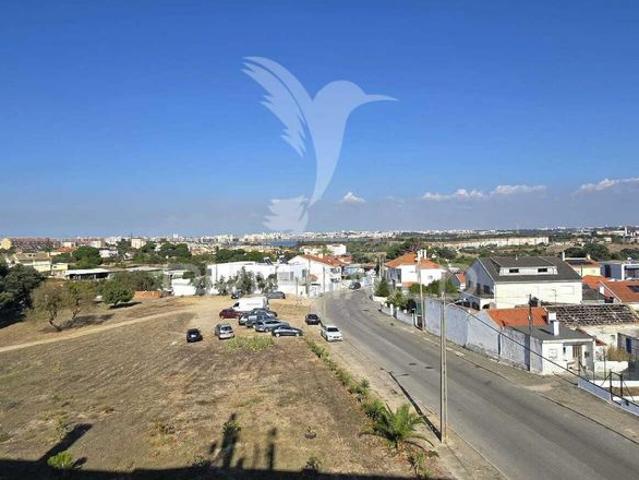 Apartamento t2 para arrendamento – arrentela