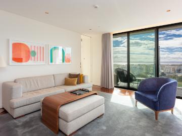Apartamento T2, para arrendamento, com vista rio, Parque das Nações, Lisboa