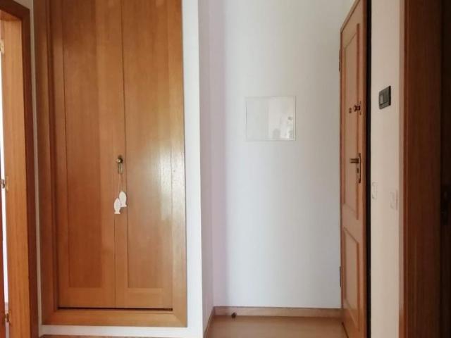 Apartamento T2 para arrendamento de 11 meses, em Cabanas de Tavira, num condomínio com piscina