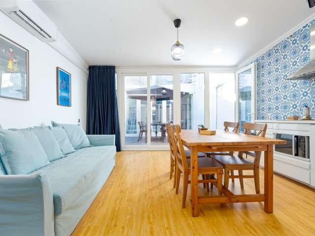 Apartamento T2 para arrendamento em Almada, Lisboa