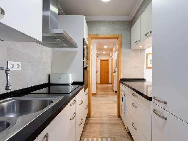 Apartamento T2 para arrendamento em Almada, Lisboa