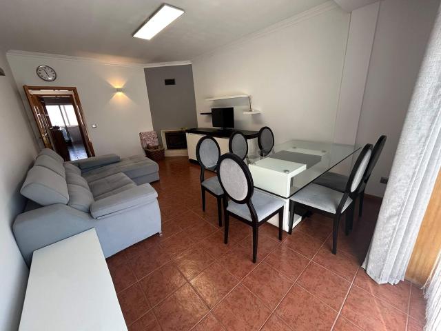 Apartamento T2 para Arrendamento em Barroselas