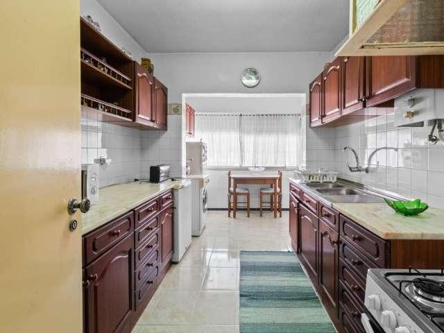 Apartamento T2 para arrendamento em Sesimbra, Lisboa