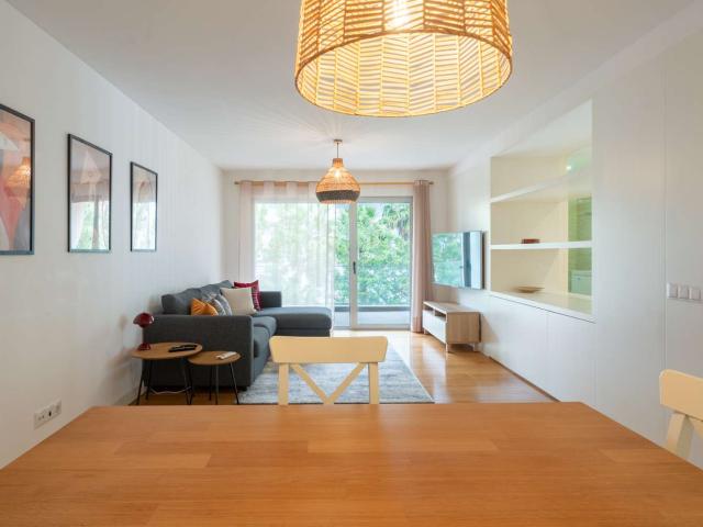 Apartamento T2 para arrendamento mobilado na Parede