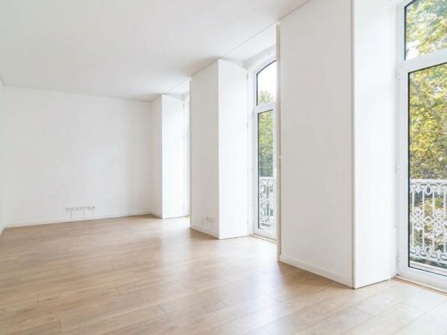 Apartamento T2 para arrendamento na Avenida da Liberdade