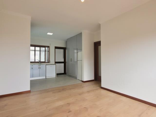 APARTAMENTO T2 PARA ARRENDAMENTO, NA PRAIA DO FURADOURO!