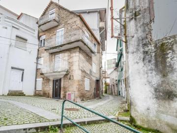 Apartamento T2 para Arrendamento no Centro Histórico da Covilhã
