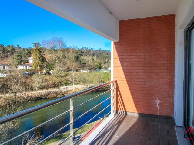 apartamento t2 para arrendamento situado nas termas de são pedro do sul