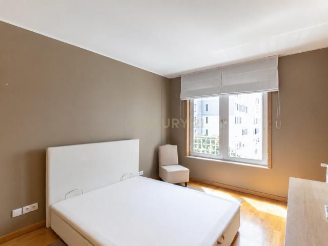 Apartamento T2 para Arrendar ao Campo Alegre, Porto