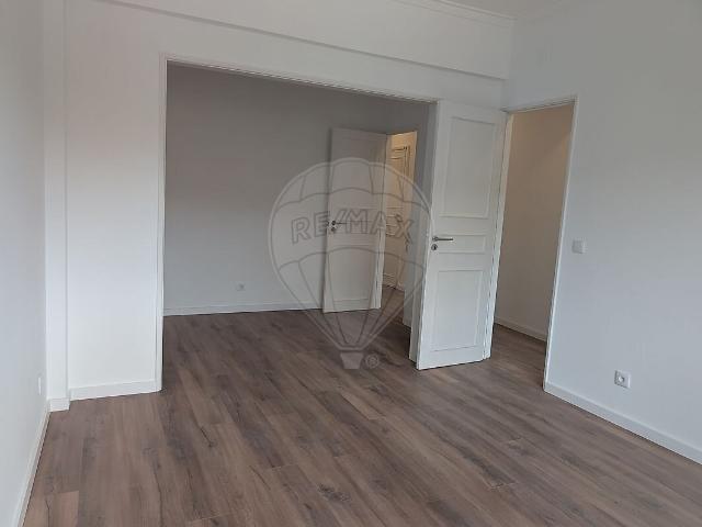 Apartamento T2 para arrendar em Odivelas, Odivelas RE/MAX Portugal