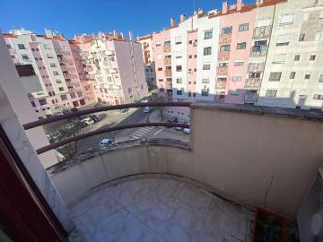 Apartamento T2 para arrendar em Odivelas, Lisboa