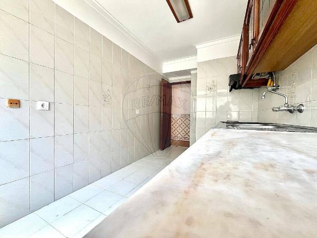 Apartamento T2 para arrendar em Águas Livres, Amadora RE/MAX Portugal