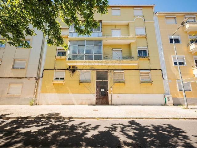 Apartamento T2 para arrendar em Almada, Cova da Piedade, Pragal e Cacilhas, Almada RE/MAX Portugal