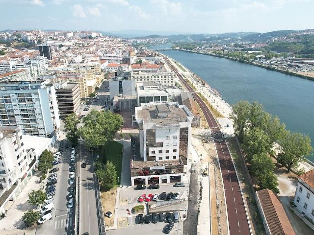 Apartamento T2 para arrendar em Coimbra Sé Nova, Santa Cruz, Almedina e São Bartolomeu, Coimbra RE/MAX Portugal