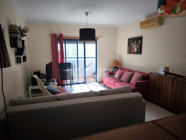 Apartamento T2 para arrendar em Conceição